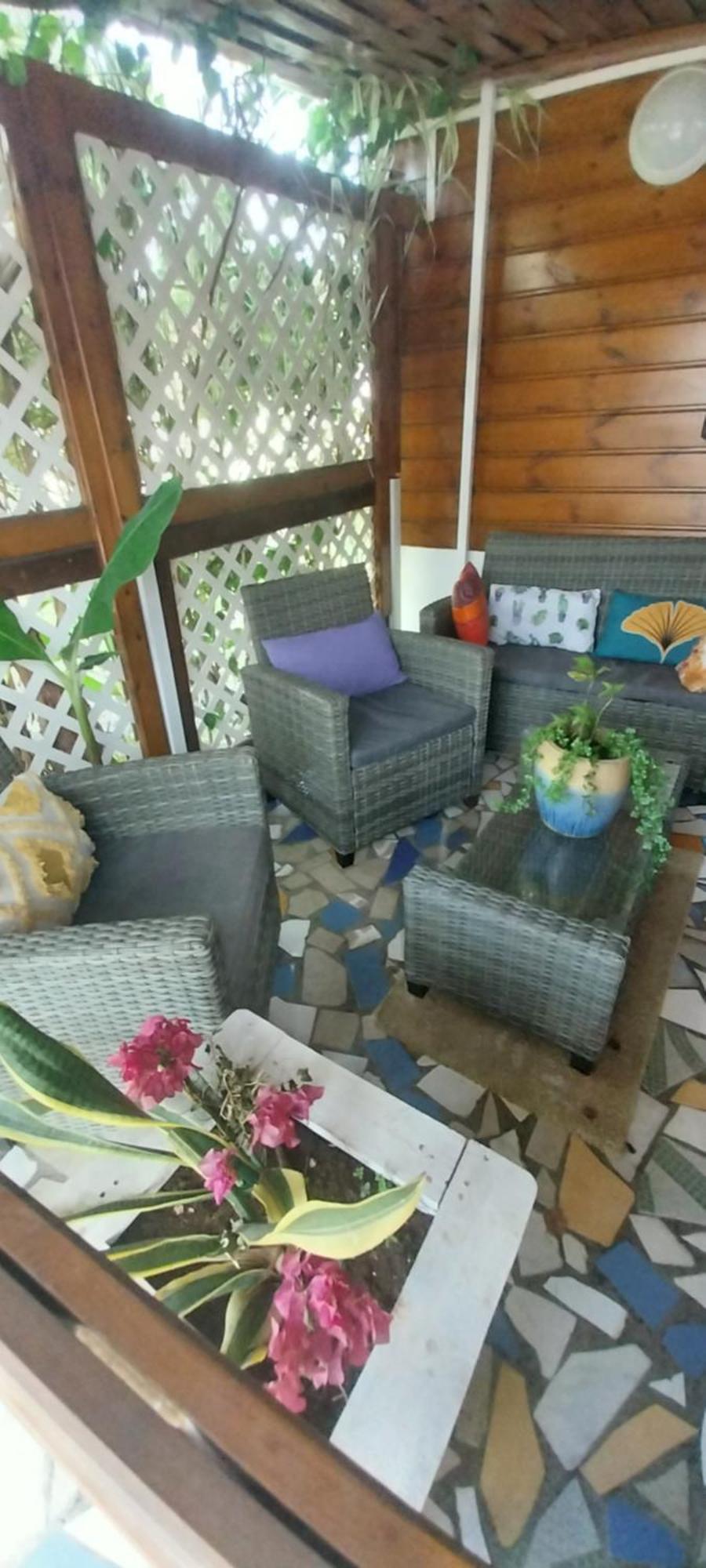 Le Cosy Bungalow De Lili / 5Min De L'Aeroport Les Abymes Exterior foto